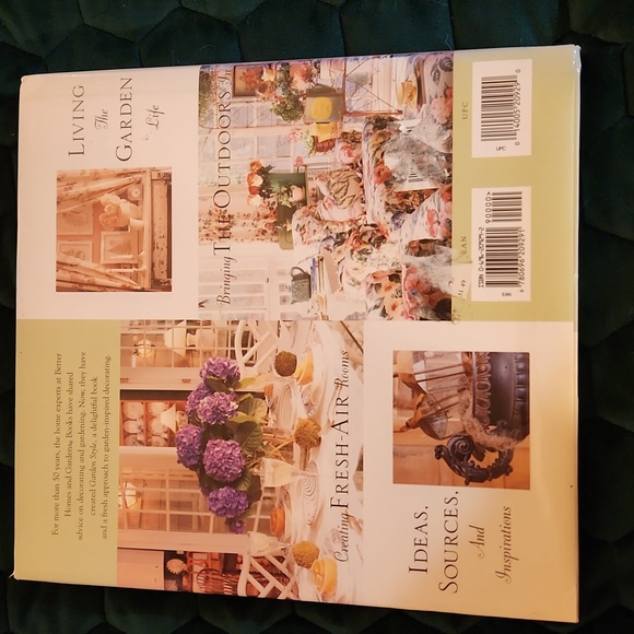 hardcover book Garden Style, decorating ideas for indoor and out - Picture 2 of 3